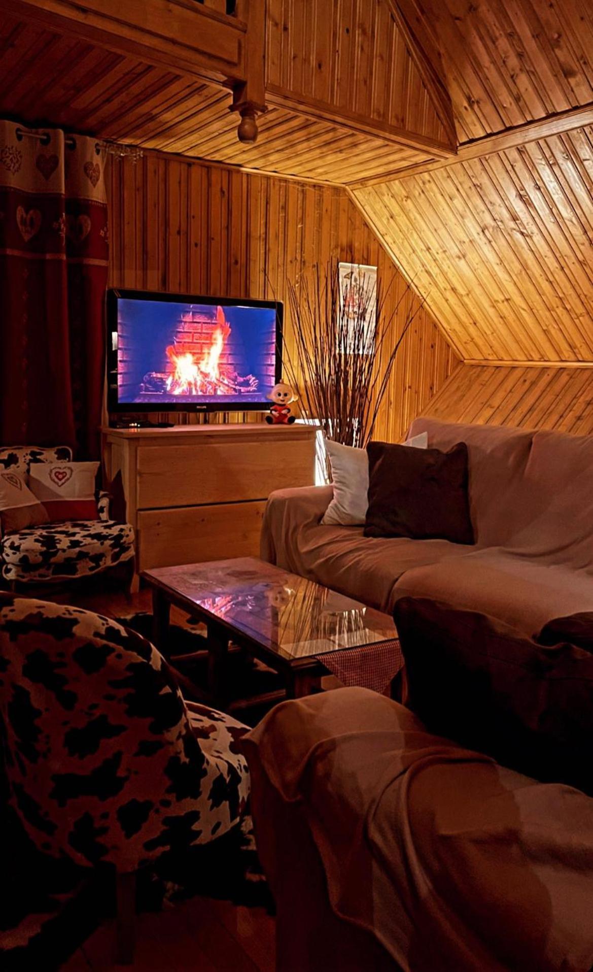 Authentique Chalet Vue Sur Le Lac Et Les Pistes Besse-et-Saint-Anastaise Eksteriør billede